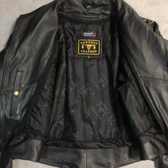 Vintage Barney’s Leather Moto Jacket in black with  Thinsulate lining. - Picture 3 of 5